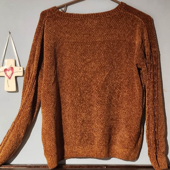 Pink Rose Rust Colored Sweater Size Small - Picture 4 of 4